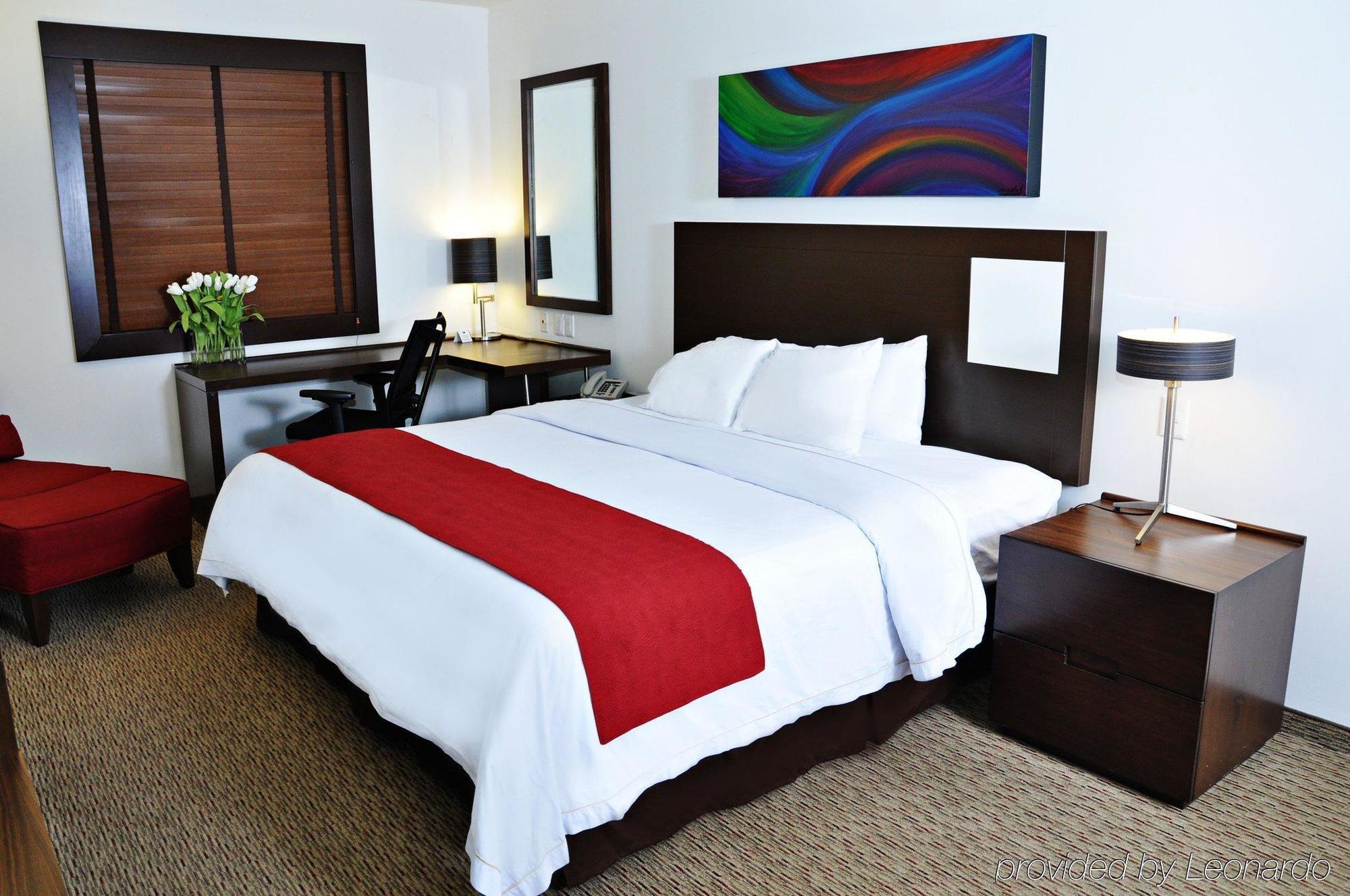 Guadalajara Patria-universidad By Ihg Hotel