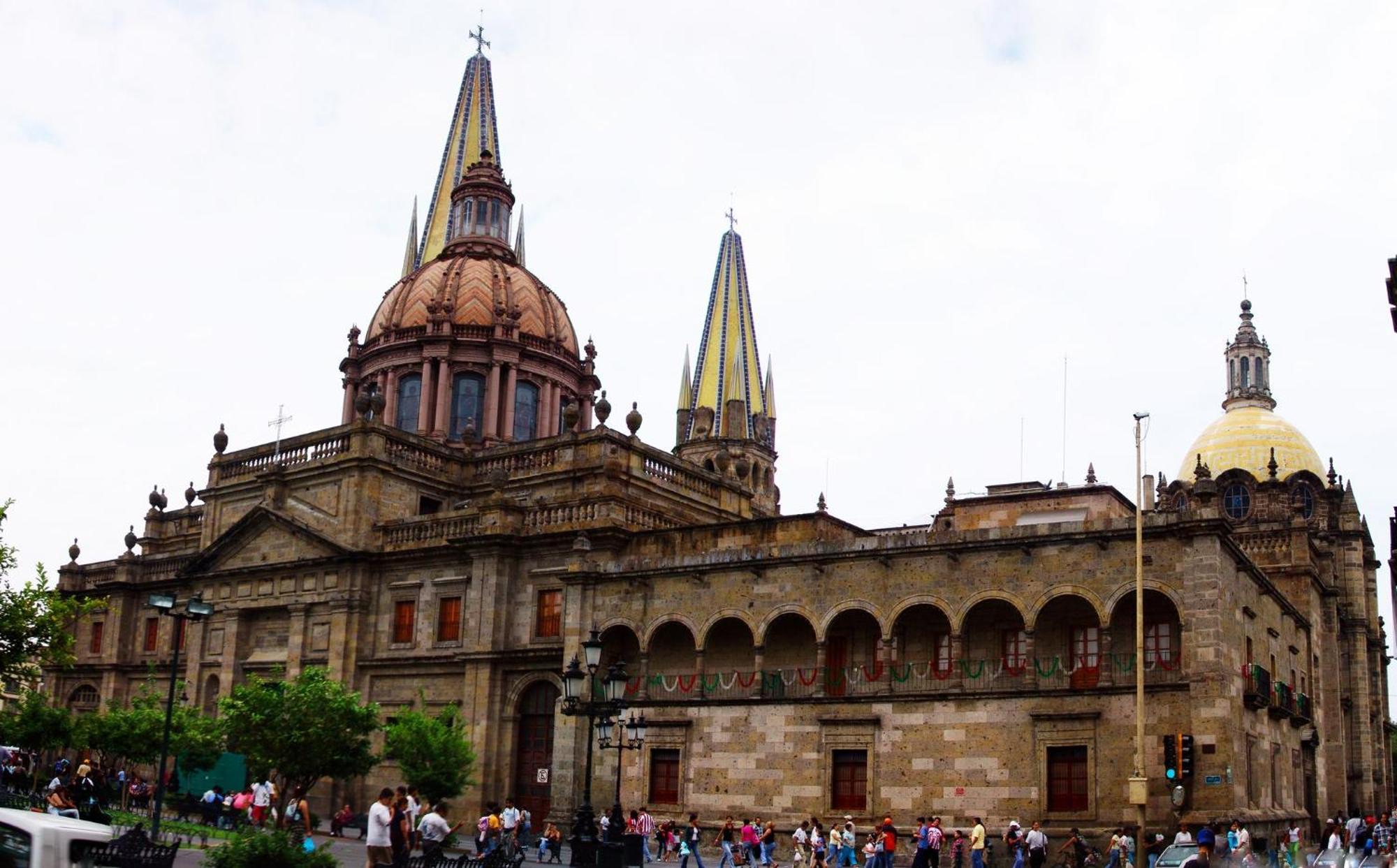 Guadalajara Patria-universidad By Ihg Hotel